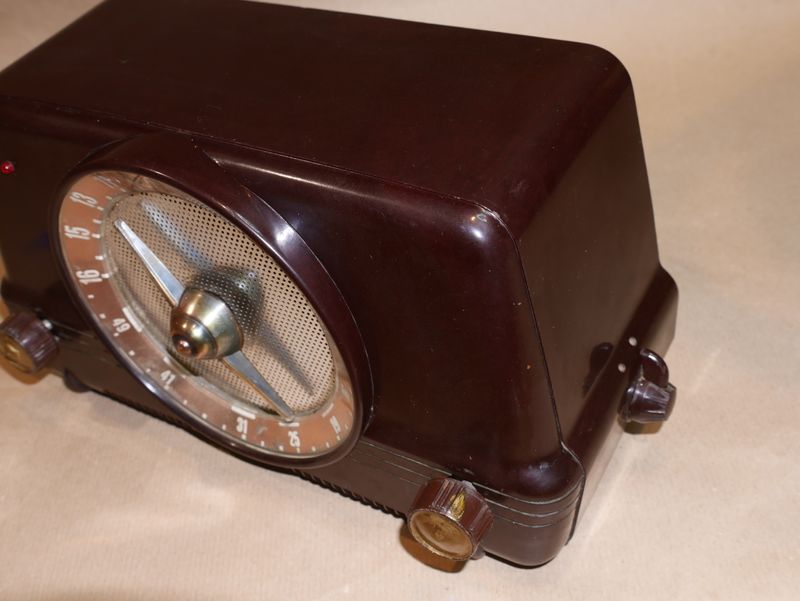 Radio Antigua Marrón y Dorada afbeelding 3
