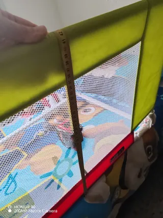 Barrera de seguridad para cama infantil