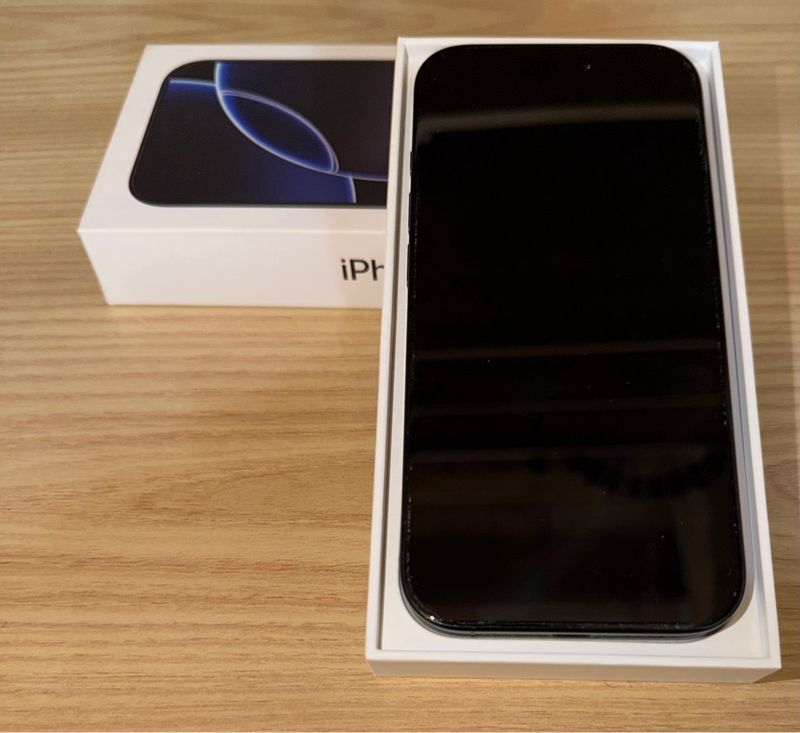 iPhone 16 Pro Negro 128GB
