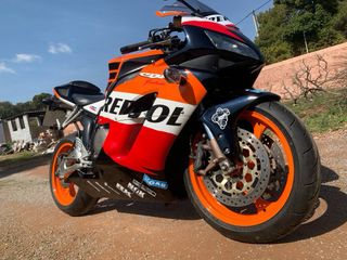 Honda CBR1000RR Repsol Revisión Completa Ruedas