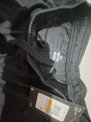 Pantalón corto Under Armour Talla S