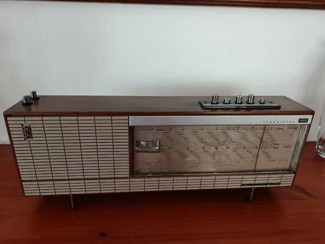 Radio Transistor Lavis 980