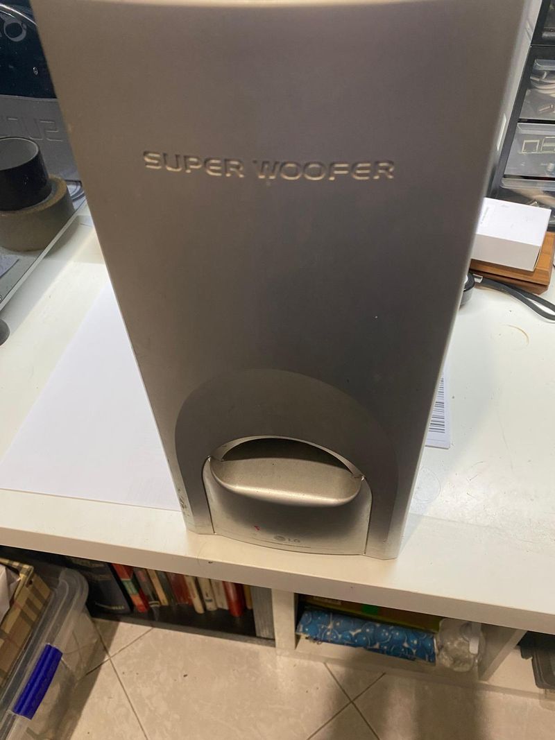 Kit de Audio 2.1 LG Subwoofer + 2 Satélites afbeelding 4