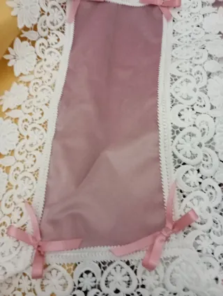 Tris centrini velluto rosa con pizzo e fiocchi