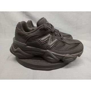 New Balance U9060BPM Talla 36 Negro