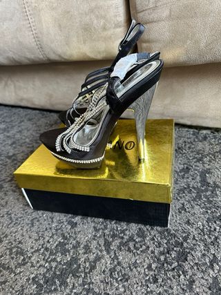 Sandalias Tulipano Tacón Alto Strass