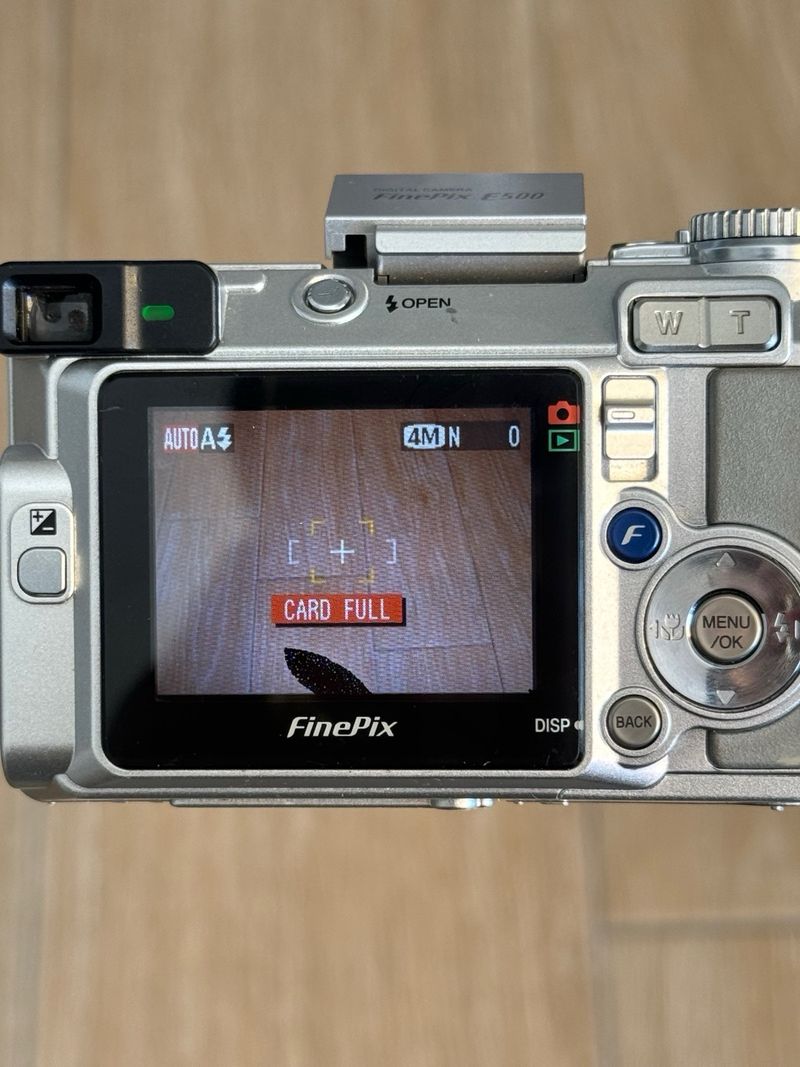 Cámara Fujifilm FinePix E500 Retro Vintage afbeelding 7