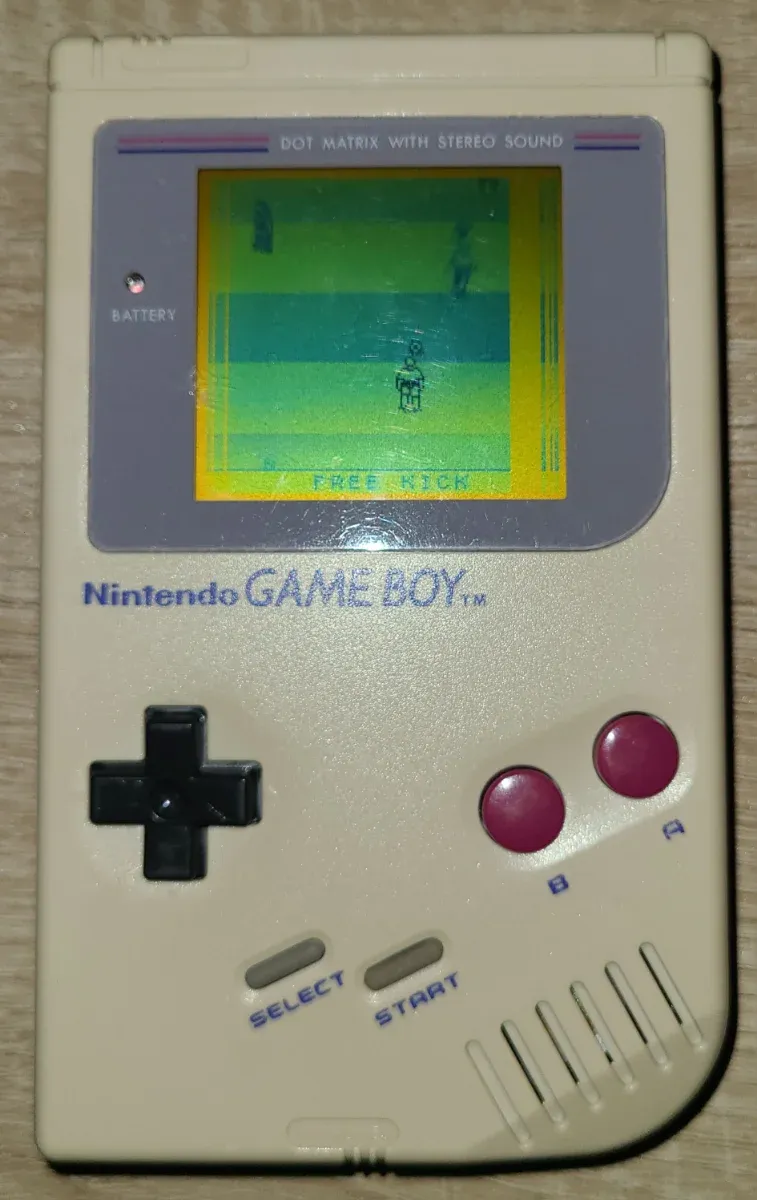 Nintendo Game Boy + Juego Soccer afbeelding 2