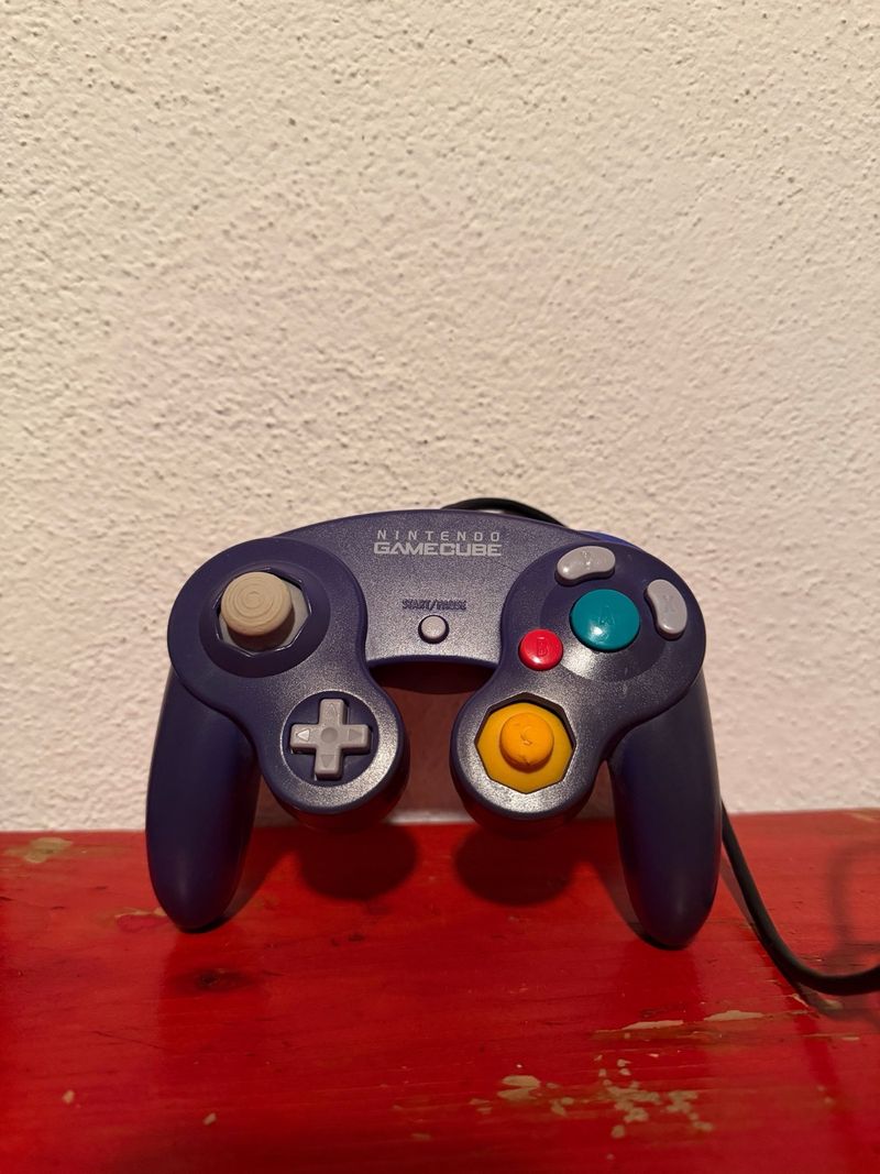 Controlador Nintendo Gamecube Violeta