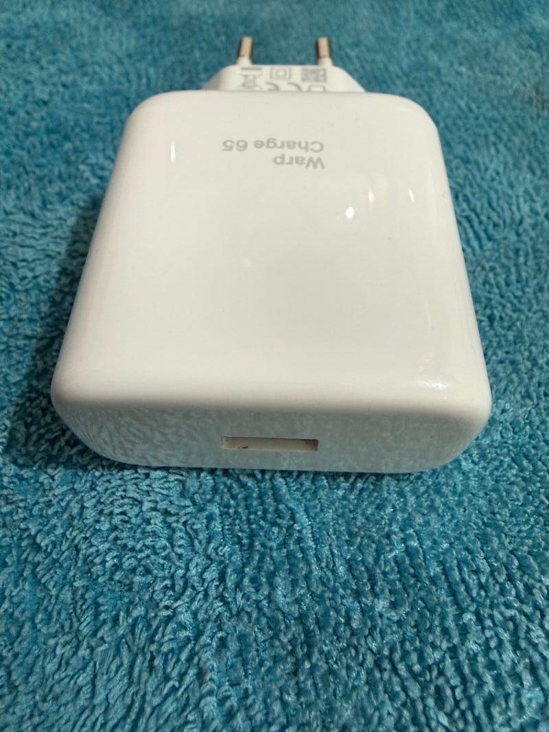 Cargador OnePlus Warp Charge 65w afbeelding 2
