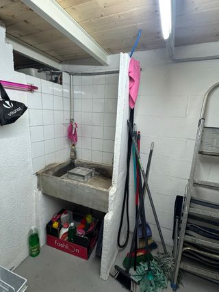 ALQUILER GARAJE CERRADO