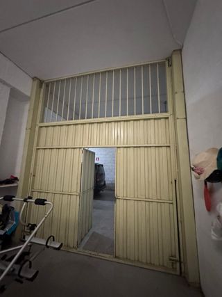 ALQUILER GARAJE CERRADO