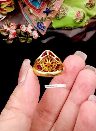 Anillo Oro 18K Rubí Birmano y Diamantes