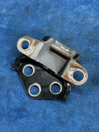 Bisagra maletero TOYOTA J9 Land Cruiser 90 95