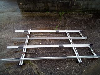 Baca portaescalera de aluminio para furgoneta