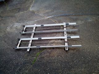 Baca portaescalera de aluminio para furgoneta