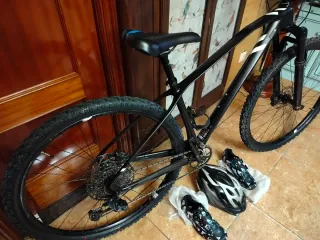 Bicicleta carbono Ruedas Grandes Montaña