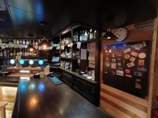 TRASPASO PUB BARRIO HUMEDO