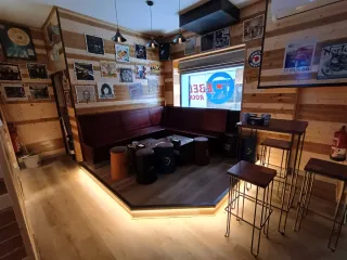 TRASPASO PUB BARRIO HUMEDO