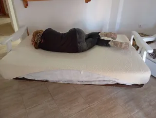 Sofá Cama Beige 1.80m (Cama 1.20m)