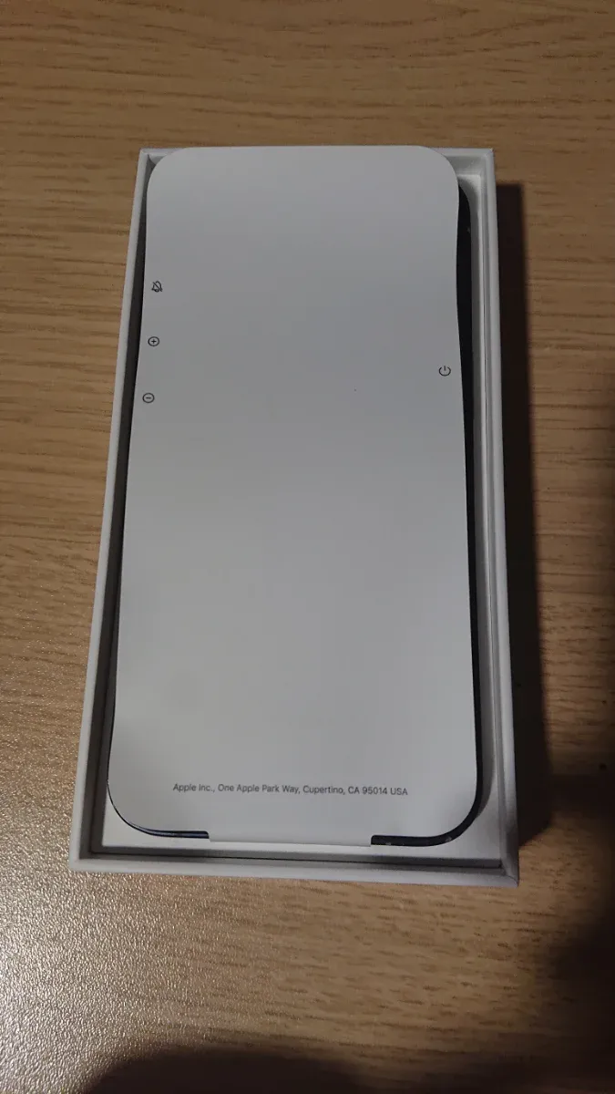 iPhone 13 128GB 100% Medianoche con caja afbeelding 7