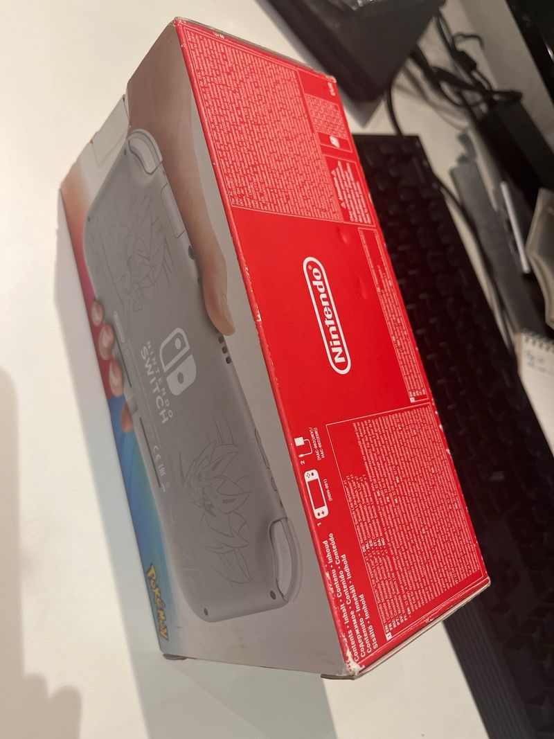 Nintendo Switch Lite Edición Pokémon Espada Escudo afbeelding 3