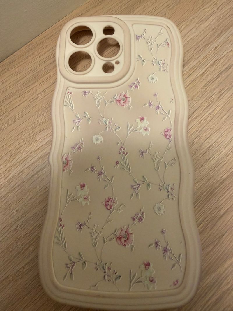 Funda iPhone 16 Pro Max floral