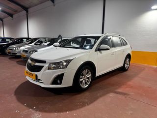Chevrolet Cruze 1.6 LT familiar