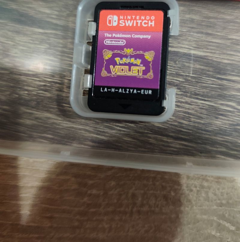 Pokémon Púrpura Nintendo Switch afbeelding 2