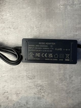 Adaptador AC/DC 24V 2.5A 60W