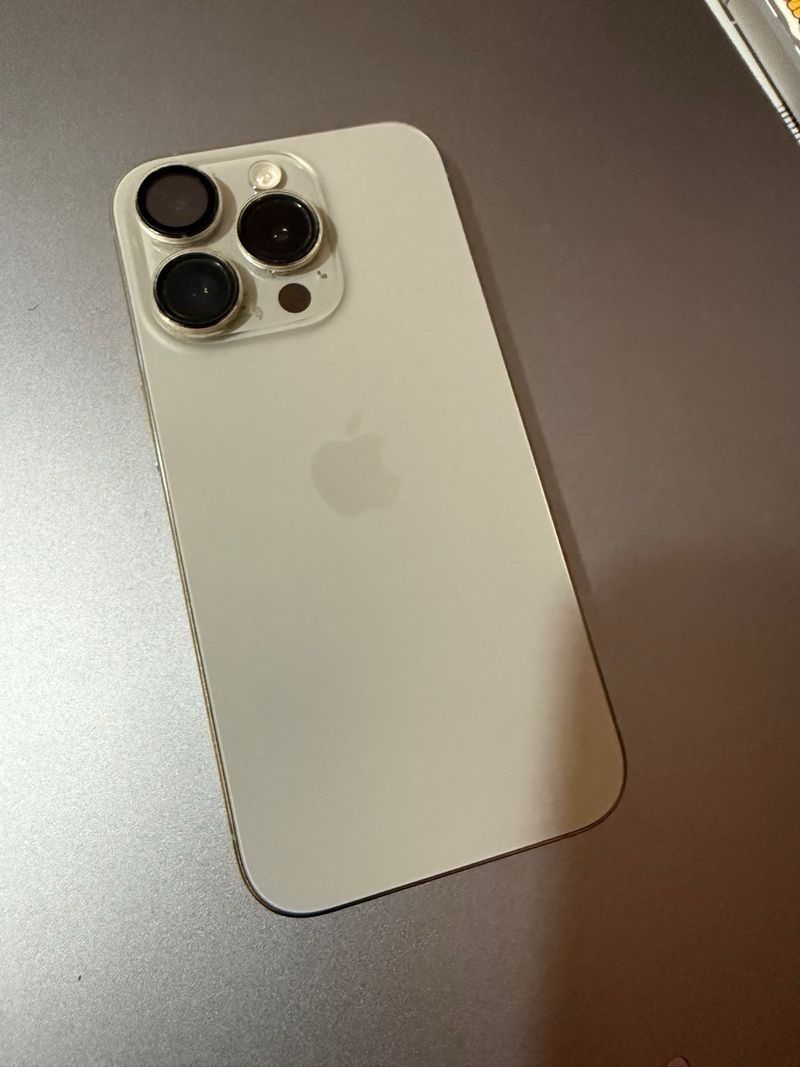 iPhone 15 Pro 128 GB afbeelding 2