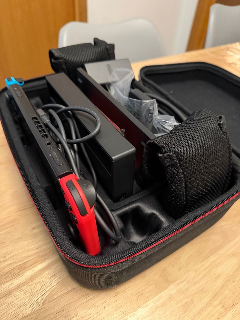 Nintendo Switch Poco Uso con accesorios
