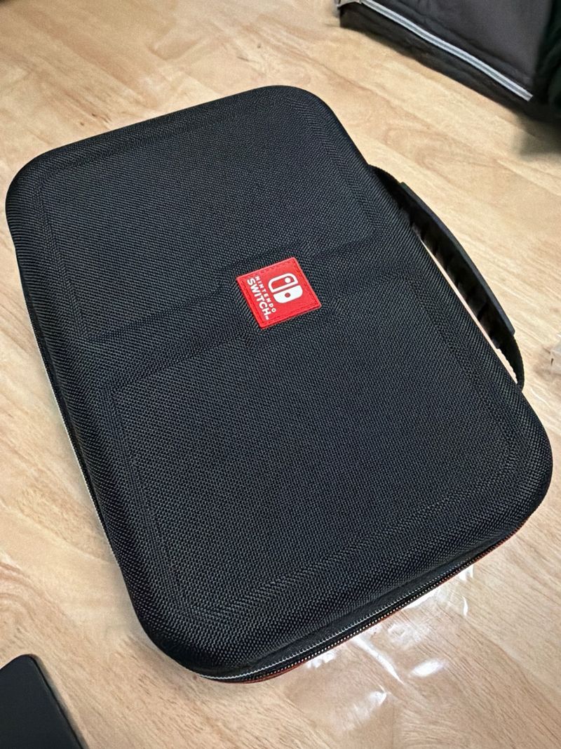 Nintendo Switch Poco Uso con accesorios afbeelding 9