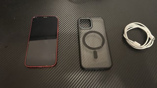 iPhone 12 Rojo
