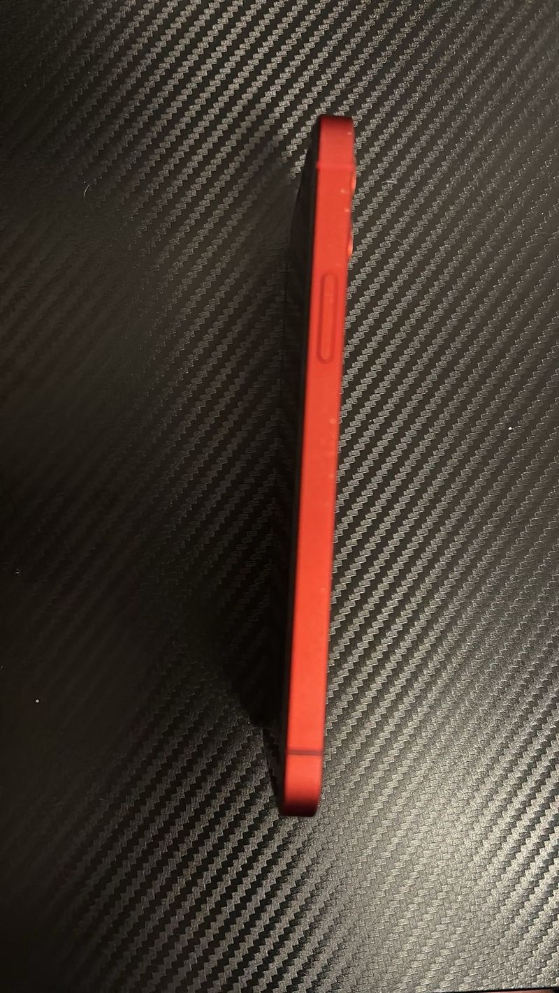 iPhone 12 Rojo afbeelding 3