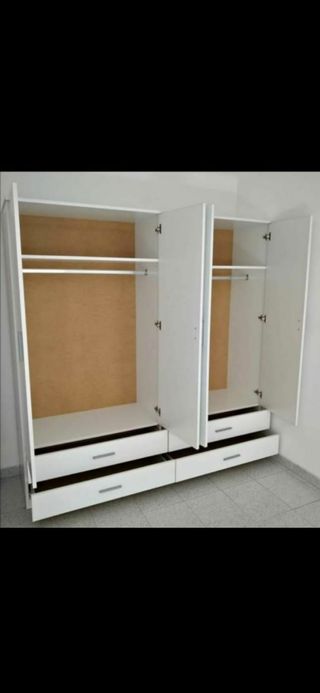 Armario de 4 puertas con cajones – Gran capacidad
