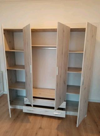 Armario de 4 puertas con cajones – Gran capacidad