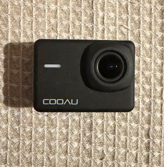 Cámara Deportiva COOAU con Accesorios