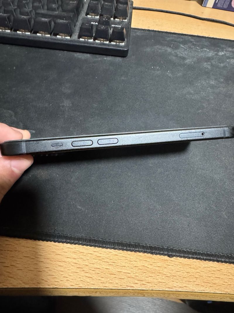 iPhone 15 Negro afbeelding 4