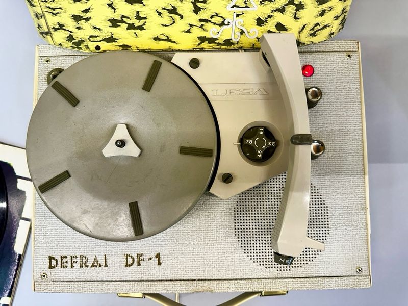 Giradischi Lesa Defrai DF-1 Giallo afbeelding 10