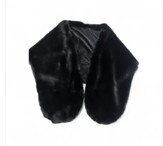 Stola in pelliccia sintetica nera larga