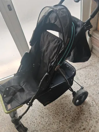 Silla de paseo ligera negra