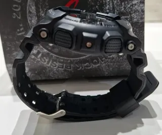 Reloj Casio G-Shock Negro y Plateado