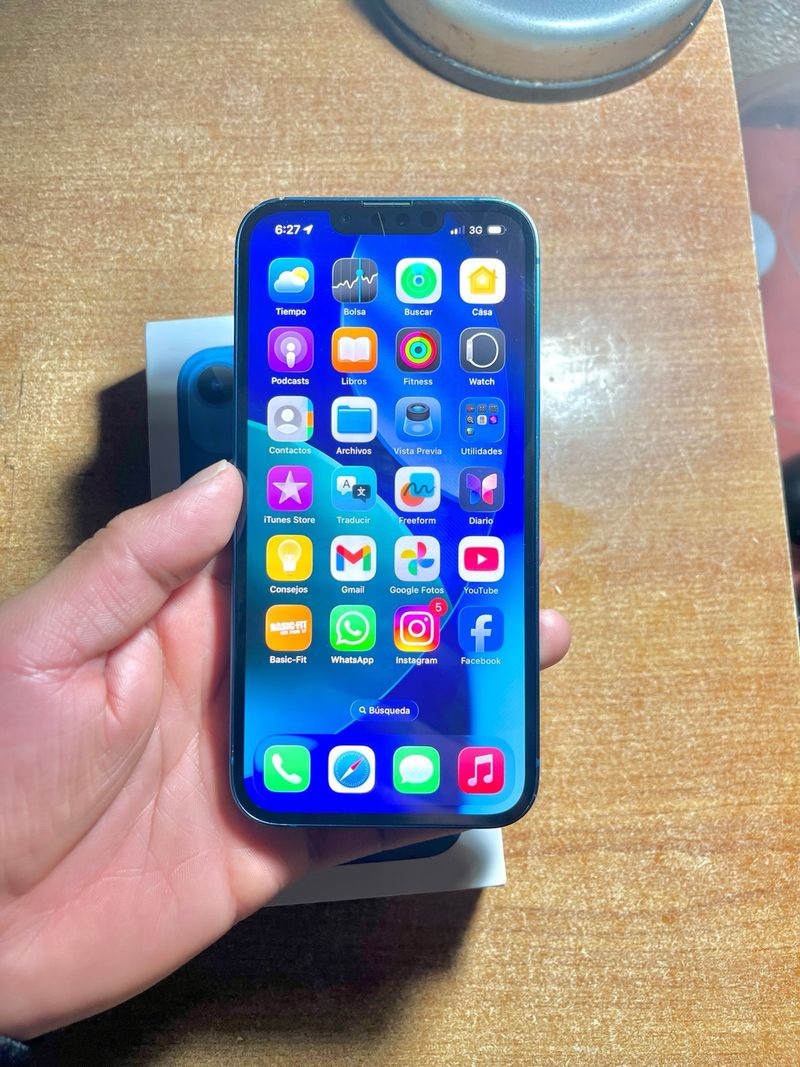 iPhone 13 Azul