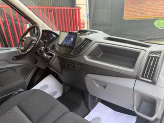 Ford Transit 2019 L3H2 solo 185.000 km PEGATINA C