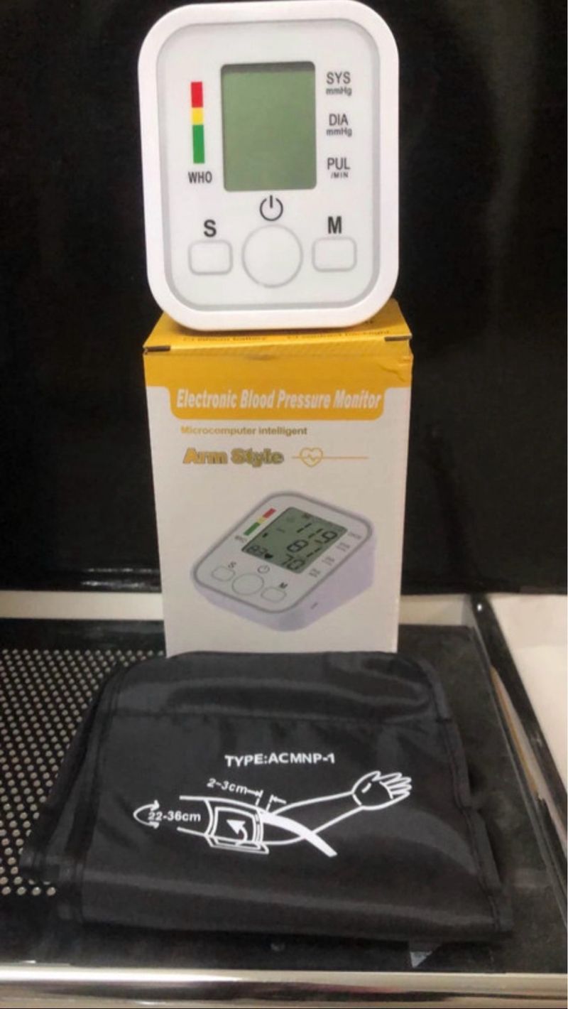 Medidor de presión electrónica de brazo