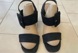 Sandali neri con fibbia modello vintage tg 38