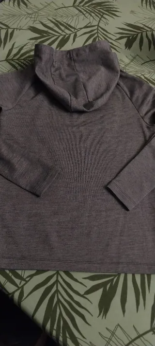 Felpa Nike grigia con logo arancione