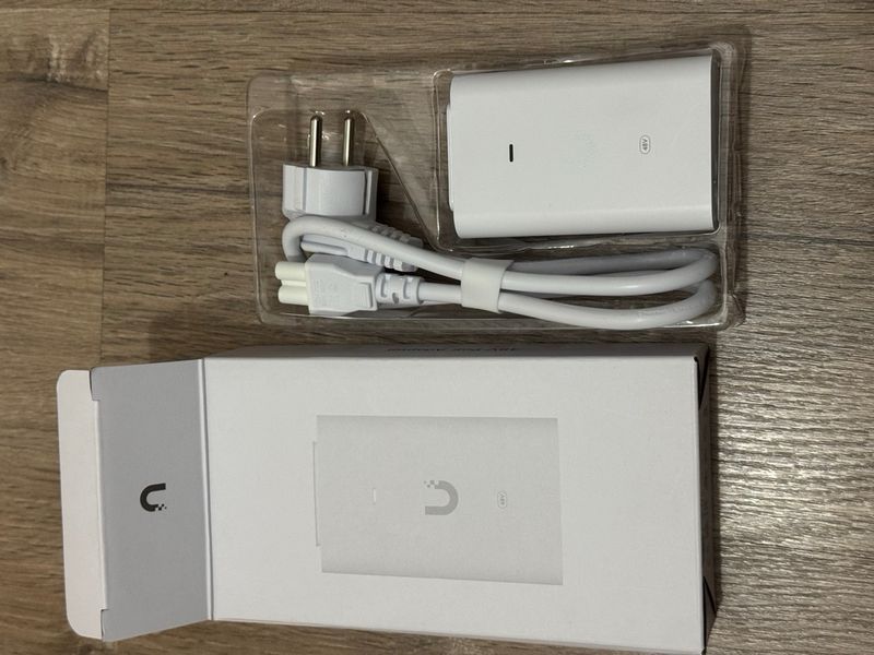 Adaptador Ubiquiti  POE-48-24W-WH-EU afbeelding 4