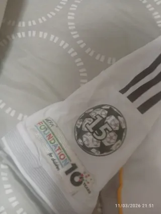 Camiseta Real Madrid Adidas Blanca y Dorada